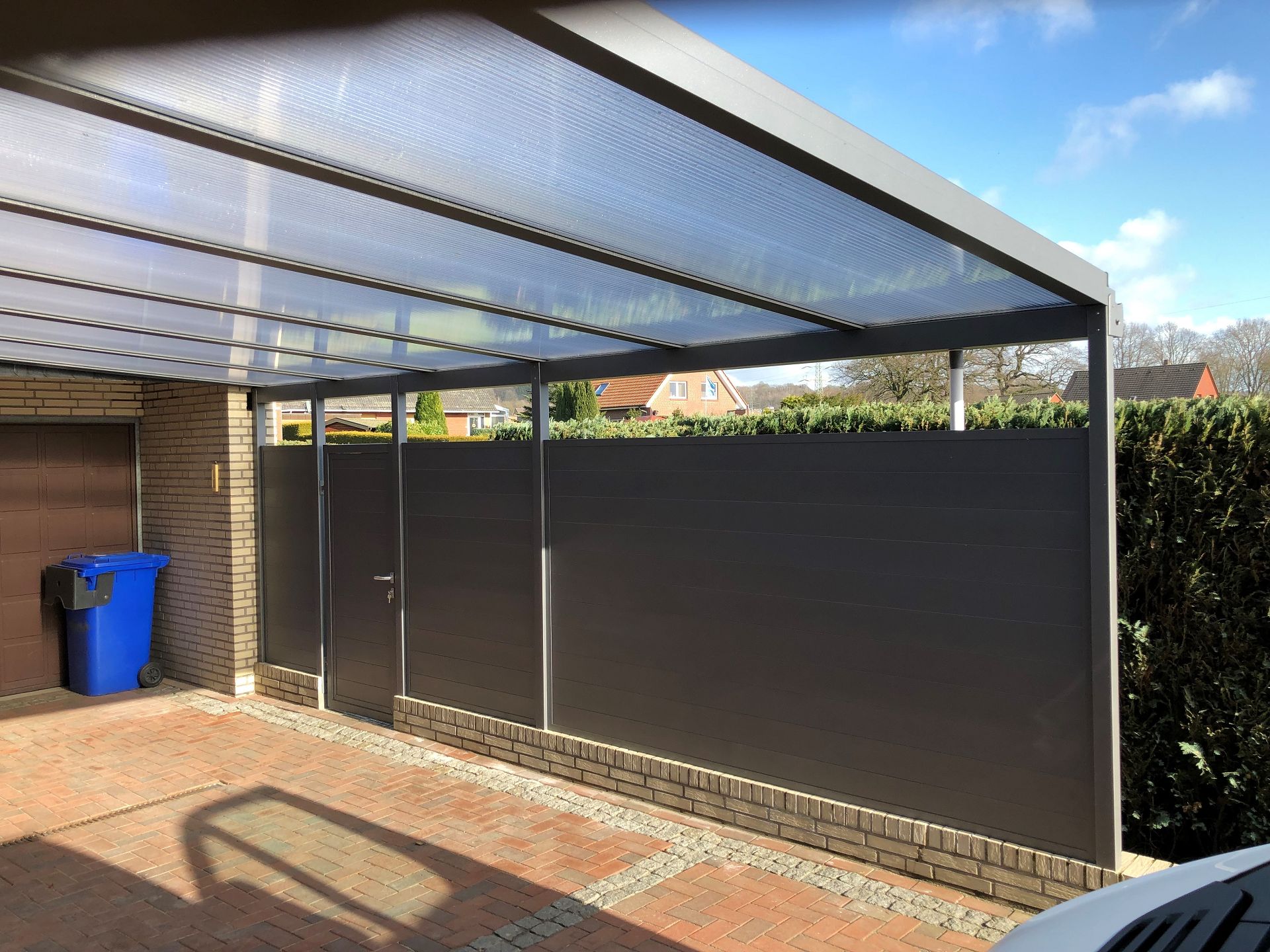 Terrassenüberdachung mit Tür